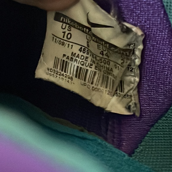 Nike Lebron 9 “Hornets” - Picture 8 of 8